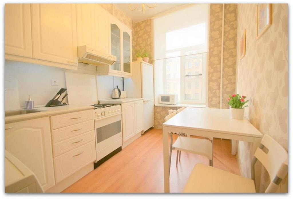 苏奇布特洛伊斯基公寓 聖彼得堡 客房 照片